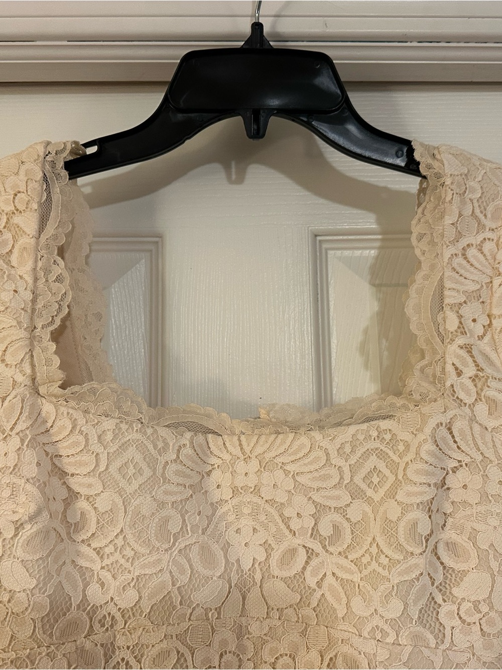 House of CB Fae Lace Long Sleeve Dress - Picture 4 of 16